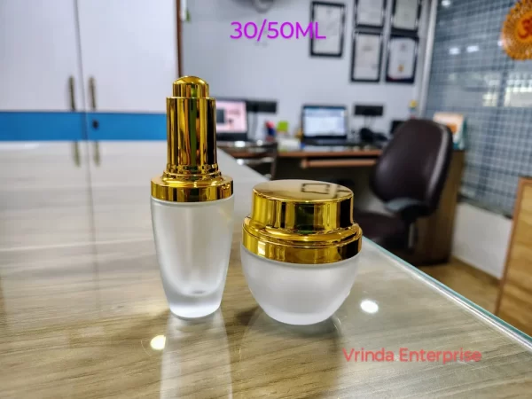 30gm-mk-frsoted-glass-jar-with-golden-cap2-1000x1000