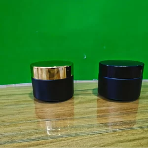 30GM Black Matt Glass Jar with Black Cap - Image 4